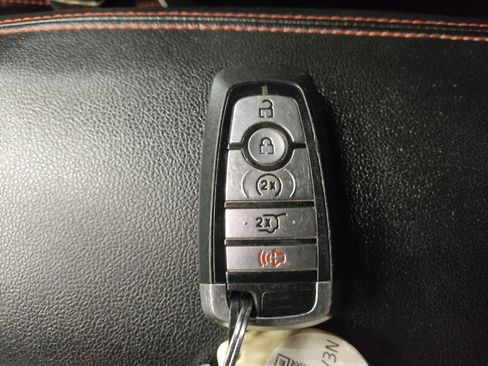 Used 2023 Ford Escape ST-Line AWD/4WD image 32