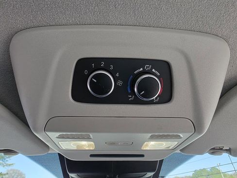 Used 2021 Ford Transit 350 XL image 21