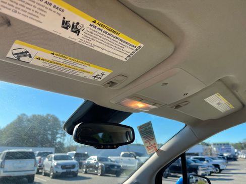 Used 2018 Buick Encore Preferred image 18