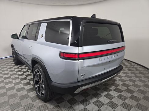 Used 2024 Rivian R1S Adventure AWD/4WD image 3