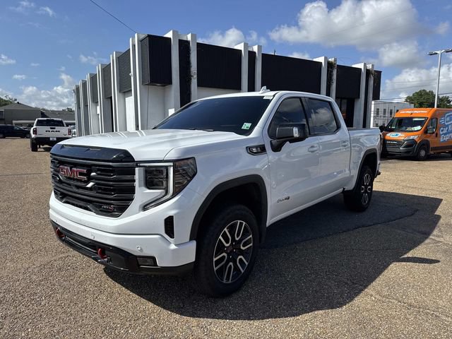 Used 2026 GMC Sierra 1500 AT4 w/ AT4 Premium Package AWD/4WD image 4