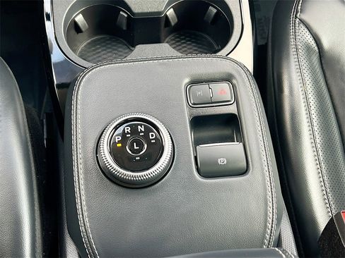 Used 2023 Ford Mustang Mach-E Premium image 17