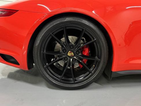 Used 2017 Porsche 911 Carrera 4S AWD/4WD image 34