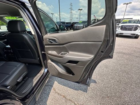 Used 2021 GMC Acadia SLT w/ Premium Package AWD/4WD image 18