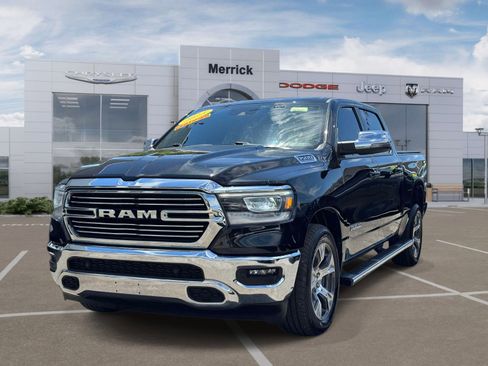 Used 2023 RAM 1500 Laramie AWD/4WD image 4