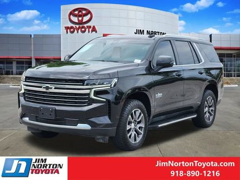 Used 2022 Chevrolet Tahoe LT w/ Luxury Package AWD/4WD image 3