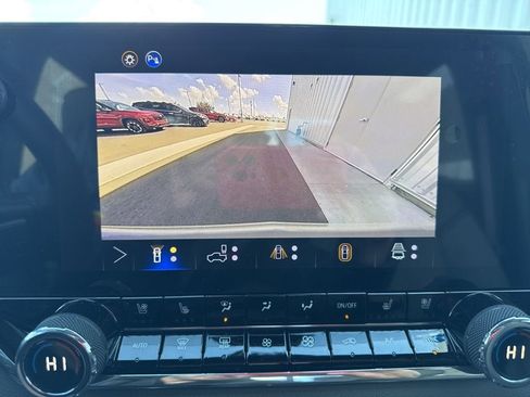 New 2026 Chevrolet Colorado ZR2 w/ Technology Package AWD/4WD image 28