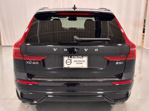New 2026 Volvo XC60 B5 Ultra w/ Protection Package Premier image 7