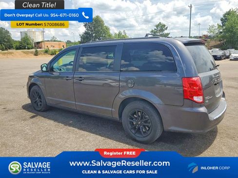Used 2019 Dodge Grand Caravan GT FWD image 3