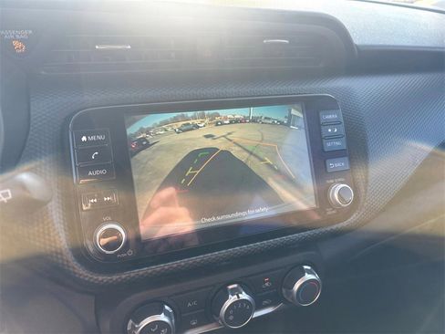 Used 2023 Nissan Kicks SV image 24