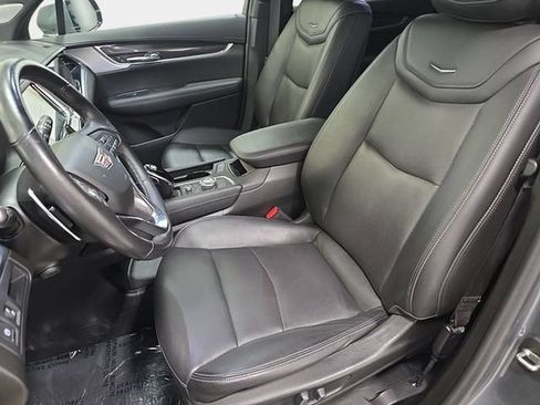 Used 2021 Cadillac XT6 Sport AWD/4WD image 11