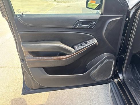 Used 2016 Chevrolet Tahoe 4WD image 11