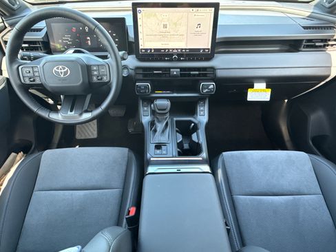 New 2026 Toyota RAV4 XSE AWD/4WD image 20