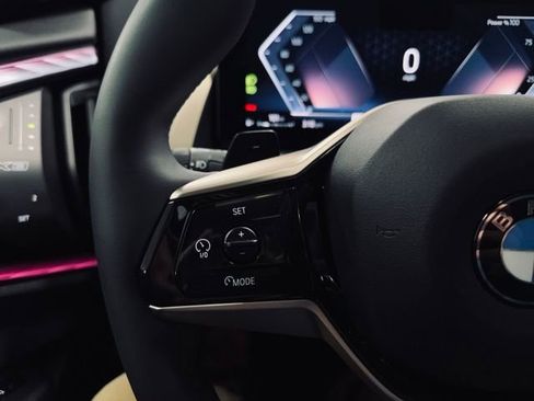 Used 2025 BMW X3 xDrive30i w/ Premium Package image 26