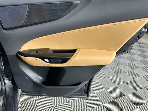 Used 2025 Lexus NX 350h AWD w/ Premium Package image 30