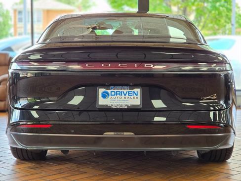 Used 2024 Lucid Air Touring AWD/4WD image 10