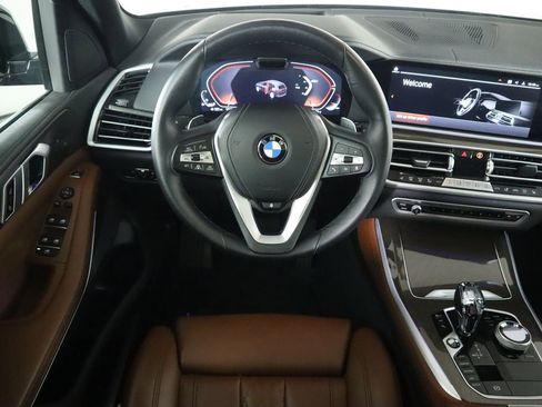 Used 2022 BMW X5 xDrive40i w/ Executive Package image 10