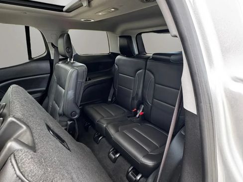 Used 2018 GMC Acadia SLT AWD/4WD image 20