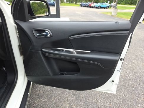 Used 2018 Dodge Journey Crossroad AWD/4WD image 45