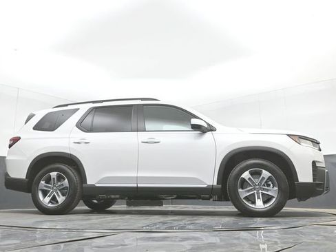 New 2026 Honda Pilot EX-L image 49
