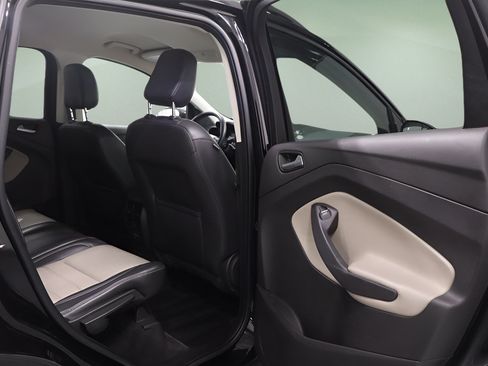 Used 2019 Ford Escape SEL AWD/4WD image 18