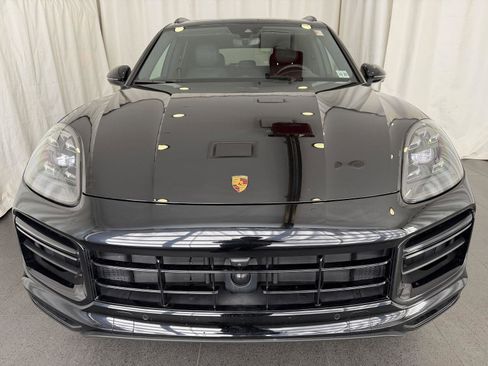 Certified 2023 Porsche Cayenne Turbo image 6