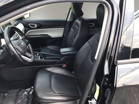 Used 2022 Jeep Compass Limited AWD/4WD image 30