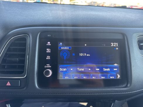 Used 2020 Honda HR-V EX image 30
