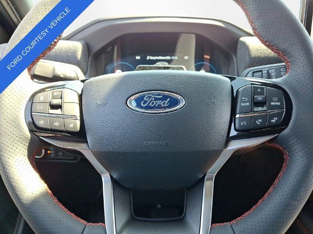Used 2026 Ford Explorer ST-Line w/ ST-Line Street Pack AWD/4WD image 12