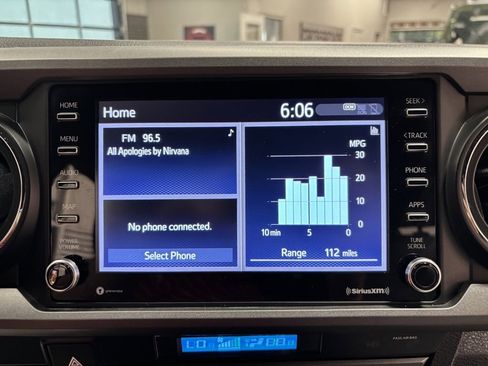 Used 2021 Toyota Tacoma TRD Off-Road image 16