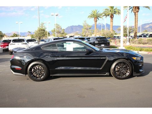 Used 2017 Ford Mustang Shelby GT350 image 25