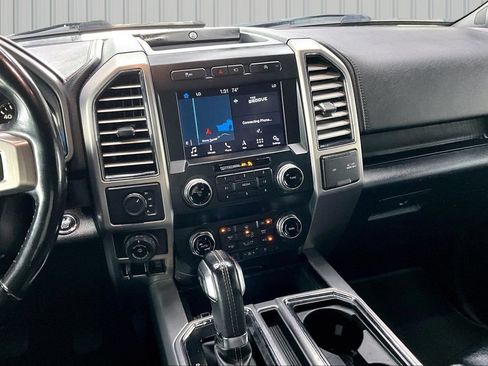 Used 2019 Ford F150 Platinum w/ Technology Package AWD/4WD image 9