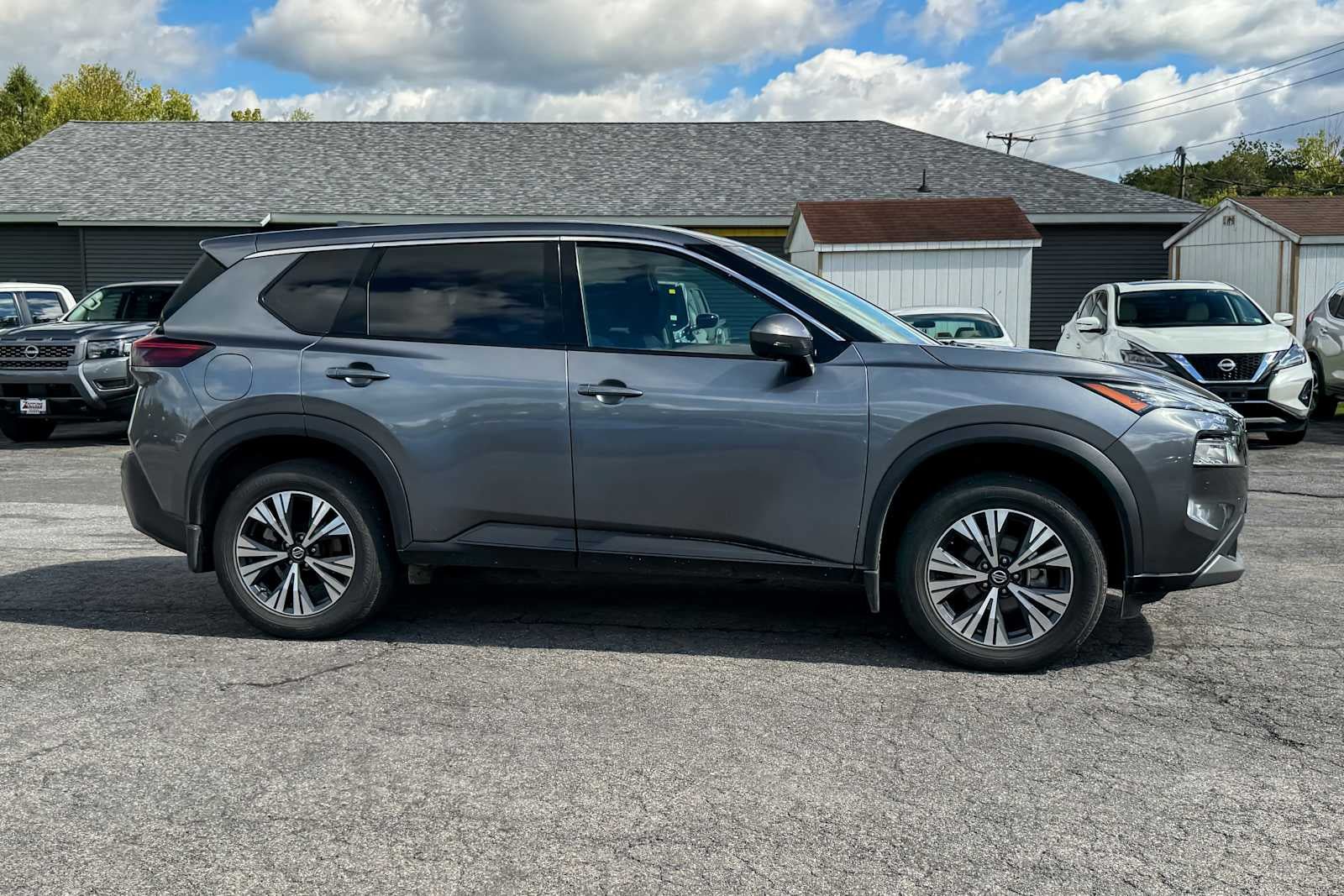 Certified 2021 Nissan Rogue SV AWD/4WD image 2