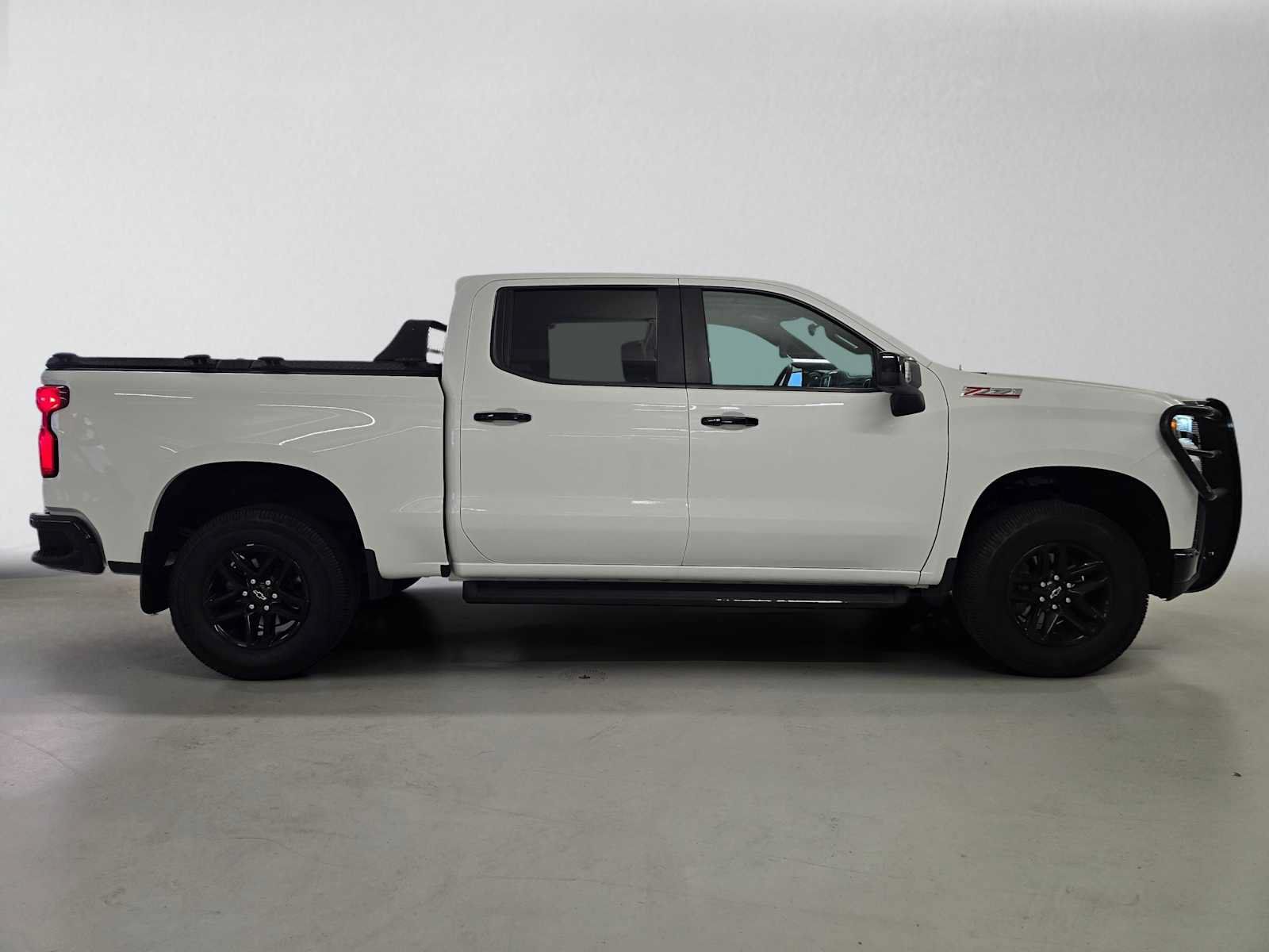 Used 2020 Chevrolet Silverado 1500 LT Trail Boss AWD/4WD image 6