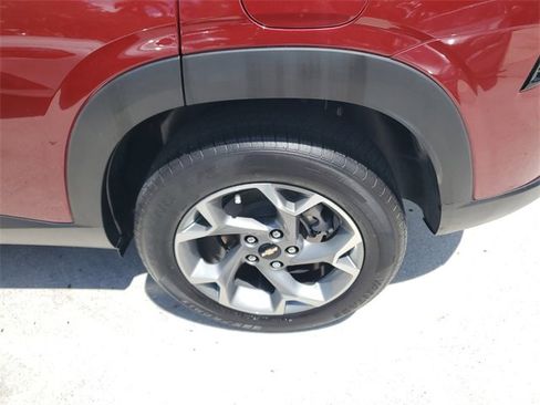 Used 2024 Chevrolet Trax LT image 10