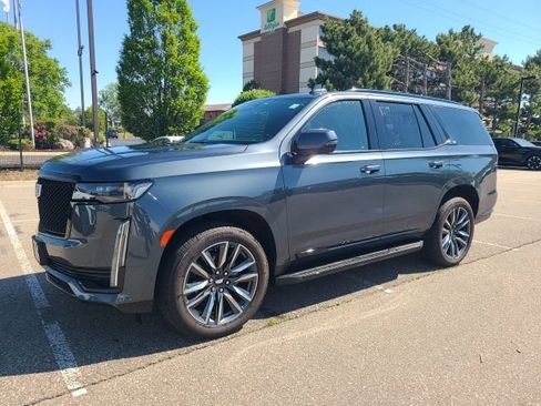 Used 2021 Cadillac Escalade Sport AWD/4WD image 1