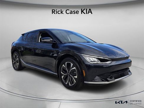 Certified 2023 Kia EV6 Wind w/ Wind Technology Package image 9