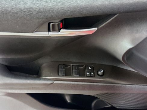 Used 2024 Toyota Camry SE w/ Convenience Package image 15