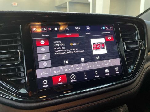 Used 2025 Dodge Durango GT RWD image 24