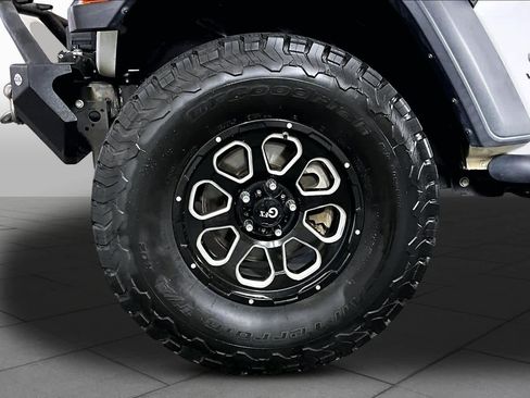 Used 2018 Jeep Wrangler Unlimited Sport S AWD/4WD image 10