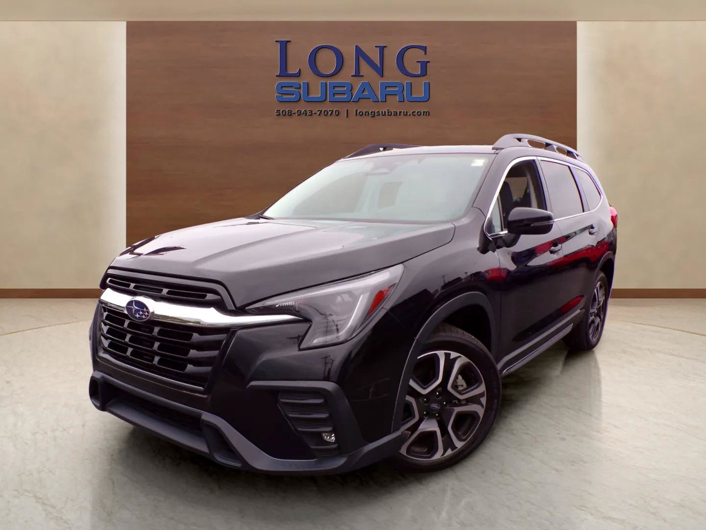Used 2023 Subaru Ascent Limited AWD/4WD image 1