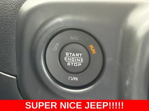 Used 2021 Jeep Wrangler Unlimited Sport AWD/4WD image 25