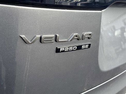 Used 2018 Land Rover Range Rover Velar R-Dynamic SE AWD/4WD image 7