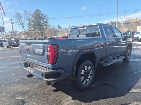 Used 2026 GMC Sierra 2500 Denali w/ Denali Reserve Package image 5