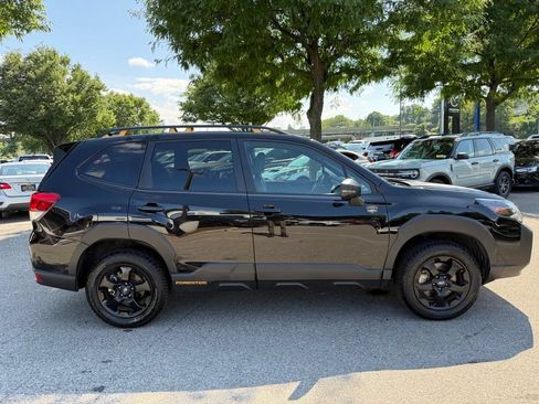 Certified 2025 Subaru Forester Wilderness w/ Wilderness Package AWD/4WD image 11