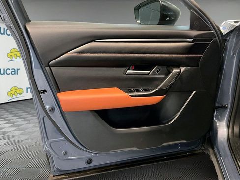 Used 2023 MAZDA CX-50 Meridian Edition image 10