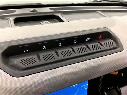 Used 2023 Ford Bronco Badlands w/ Sasquatch Package AWD/4WD image 34