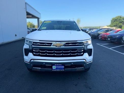 Used 2023 Chevrolet Silverado 1500 LTZ AWD/4WD image 3