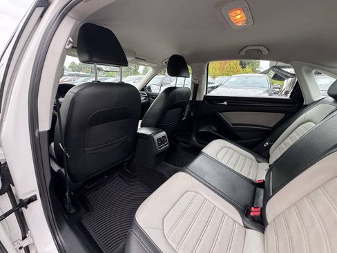 Used 2014 Volkswagen Passat 1.8T Sport FWD image 11