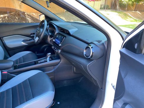 Used 2021 Nissan Kicks SR FWD image 48